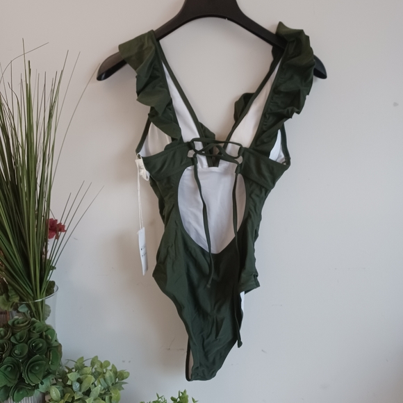 CUPSHE Moss Green Ruffle Swimsuit - Picture 3 of 6